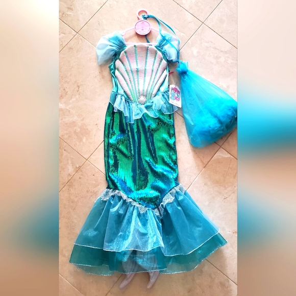 MERMAID COSTUME 7-8 - Picture 2 of 13